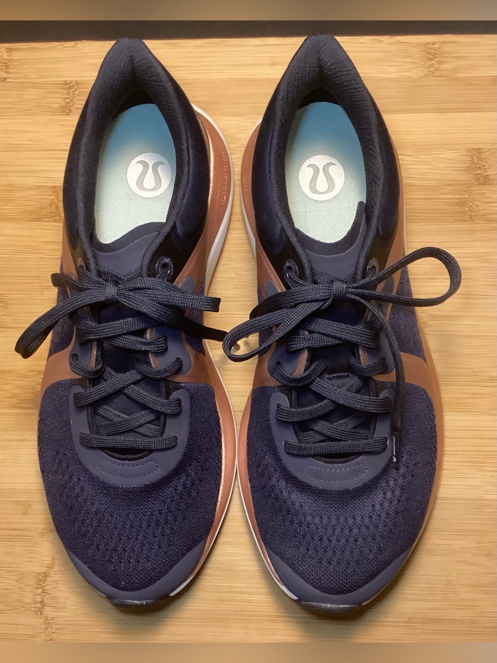 Lululemon Chargefeel Low Workout Shoe - Picture 2 of 7